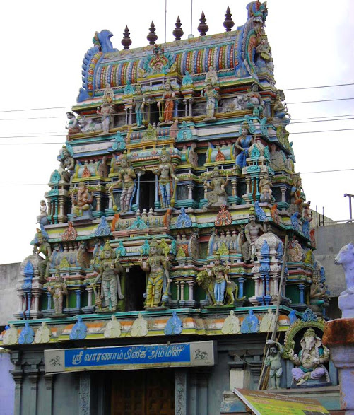 2000-yr-carved-building-india