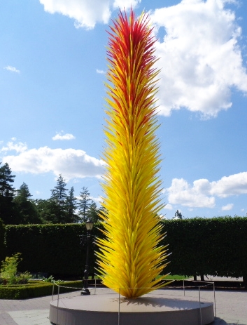 Chihuly.Scarlet Yellow Icicle Tower.pammy